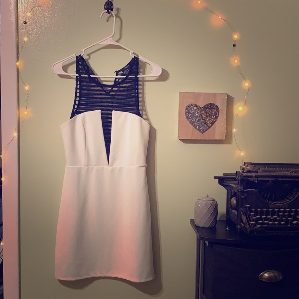 Forever 21 Black & White Mini Dress